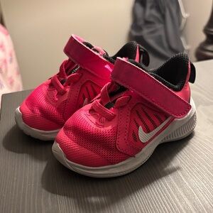 Nike Kids Fuchsia Sneakers with Black Accents
